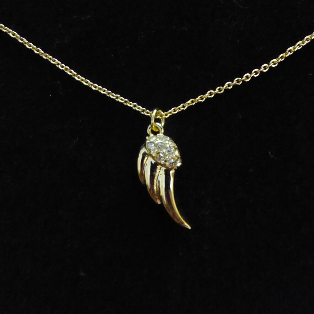 NEW GUARDIAN ANGEL WING BEJEWELED GOLD METAL NECKLACE & PENDANT
